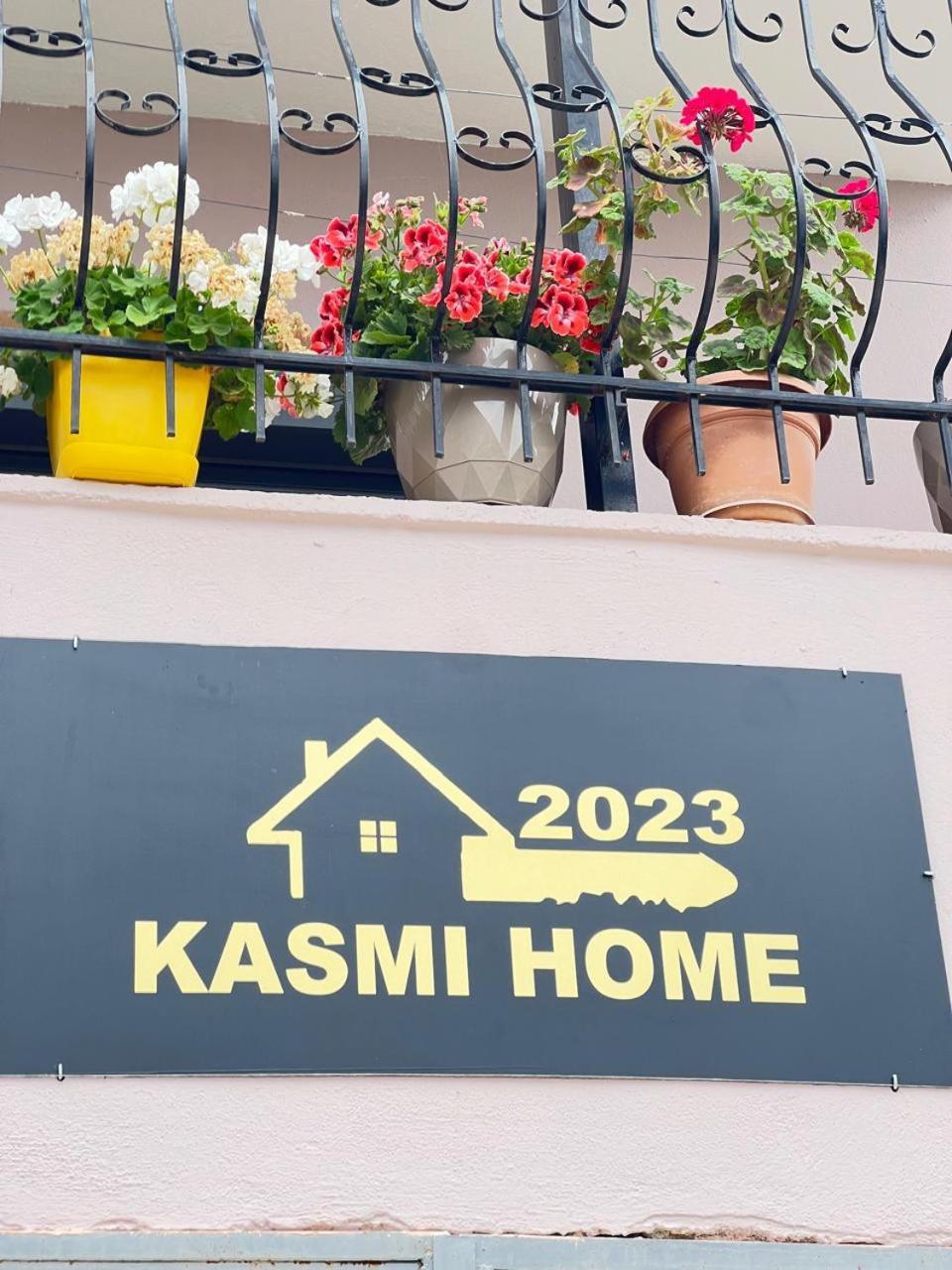 Kasmi Home Krujë Exterior foto